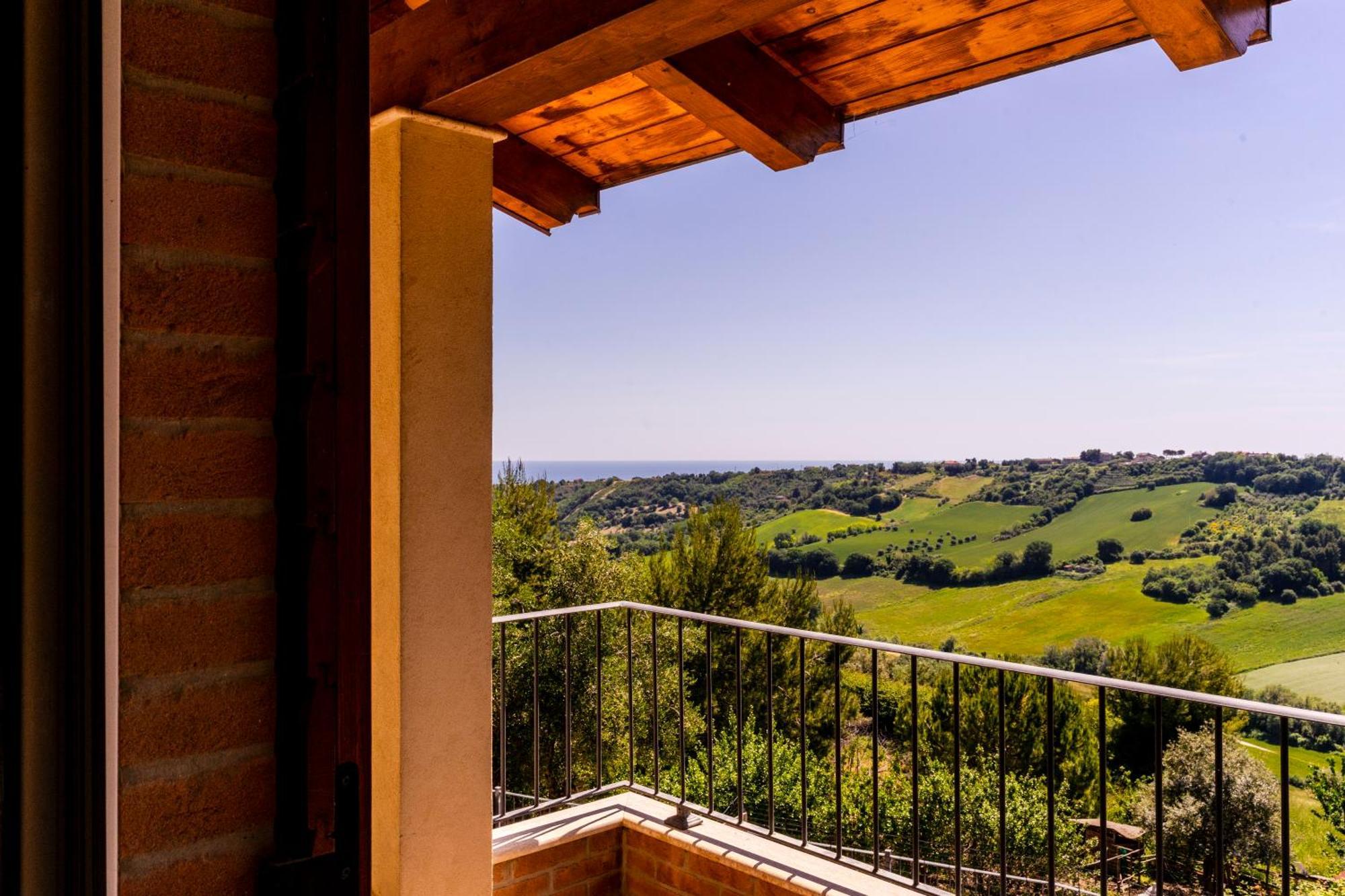 Bed & Breakfast Casa Jo Lapedona Exterior foto